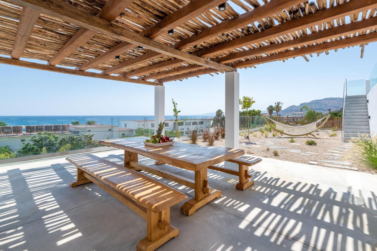 Villa Auretta Pefki  Экстерьер фото